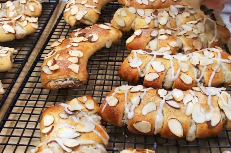 Gingerbread Donut Bear Claw