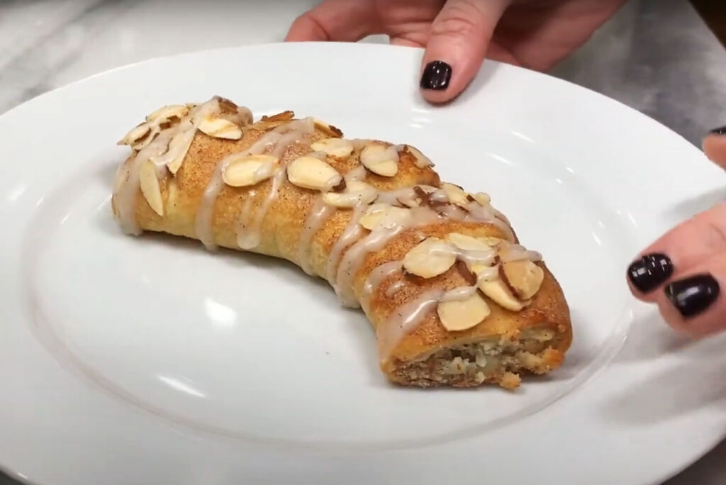 Gingerbread donut bear claw